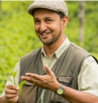 A smiling local guide from Kiri Travel